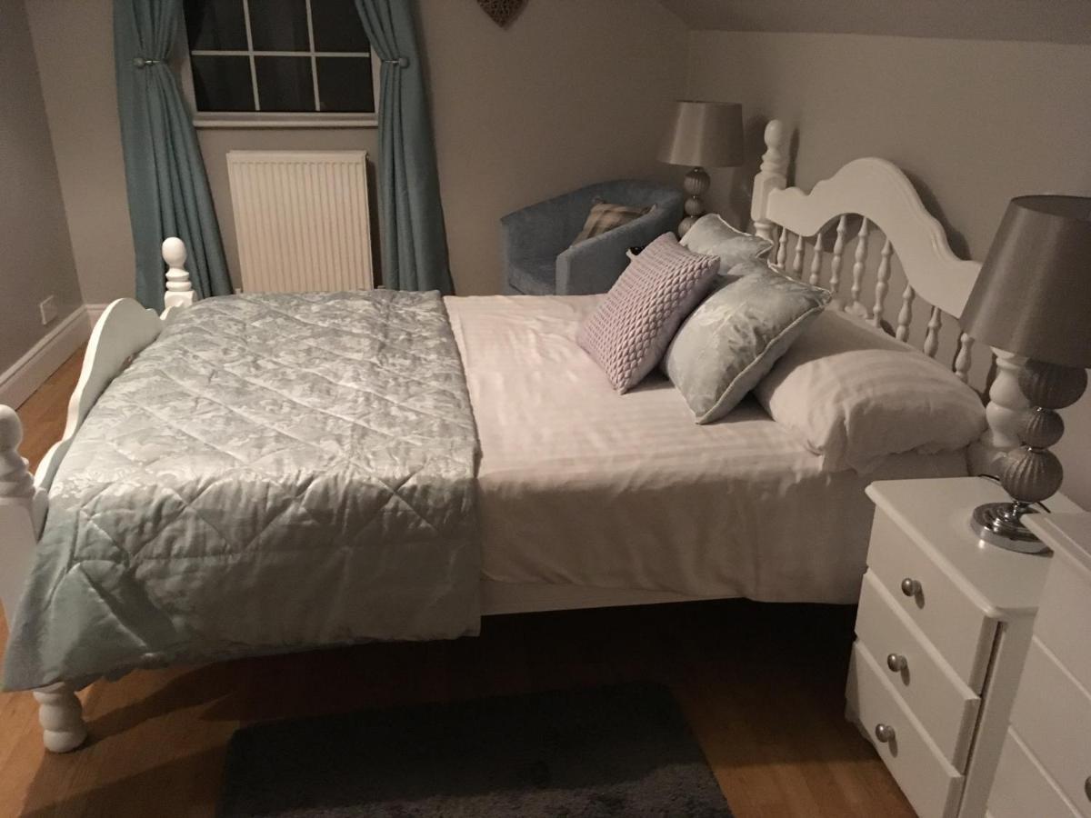 Shashas Apartment Gleanndobhar 글렌콜럼브킬 외부 사진