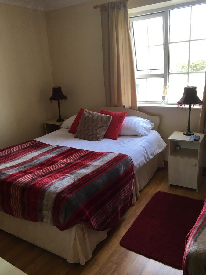 Shashas Apartment Gleanndobhar 글렌콜럼브킬 외부 사진